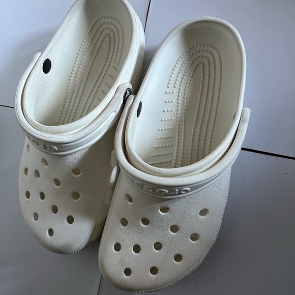 Crocs - Picture 2 of 3